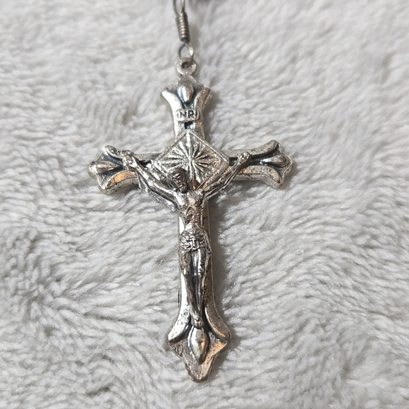 #377 Rosary cross silver tone - Picture 2 of 4